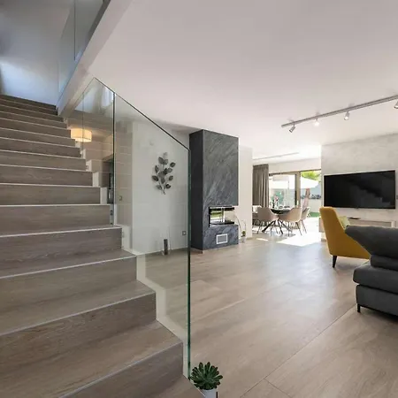Elena Holiday home