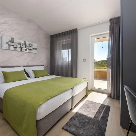 Elena Holiday home *