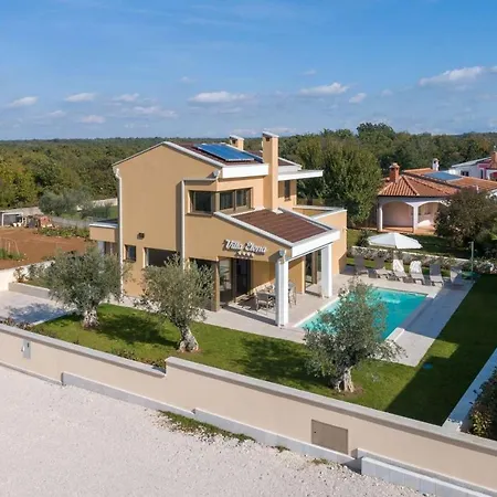 Elena Holiday home